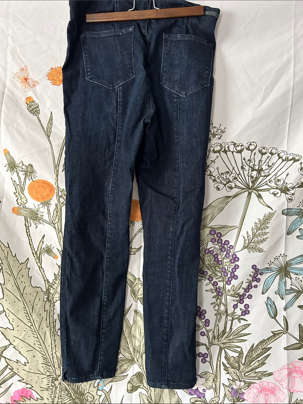 Pilcro Dark Indigo High-Rise Jeggings - Picture 3 of 7